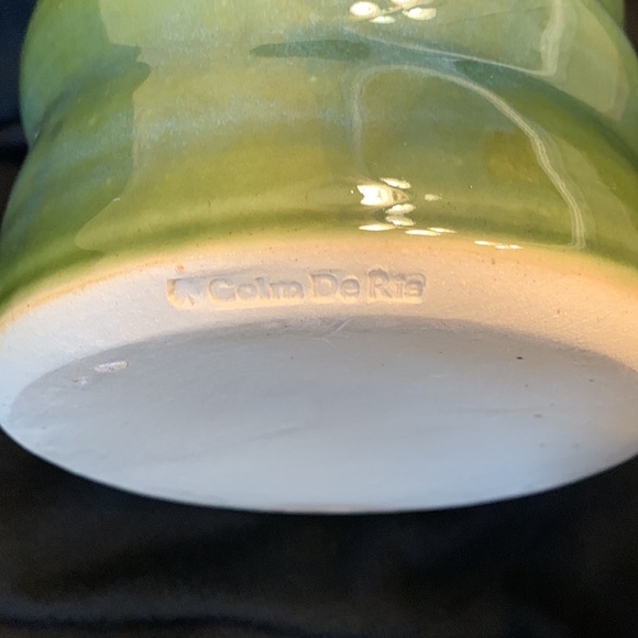 Colm De Rís Irish Pottery Green Ceramic Vase - Picture 4 of 9